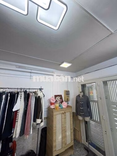 SANG NHƯỢNG SHOP THỜI TRANG – HẺM Ô TÔ ĐƯỜNG VĨNH HỘI, PHƯỜNG KHÁNH HỘ