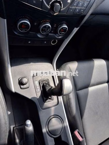 Mazda BT50 2013 2 cầu (4x4) Xanh
