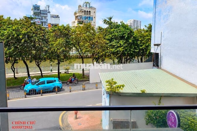 Bán gấp nhà mặt phố 352/2 Trường Sa, 29,5 tỷ, tổng DT xây dựng 365 m2