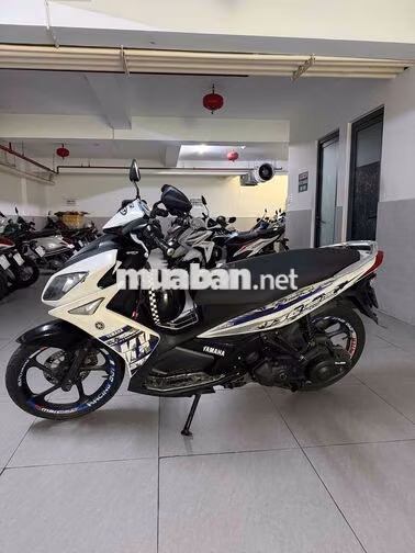 Yamaha Nouvo 4 LX Trắng đen