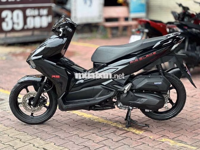 Honda Airblade 125 4val 2024 Đen bóng 19.000km