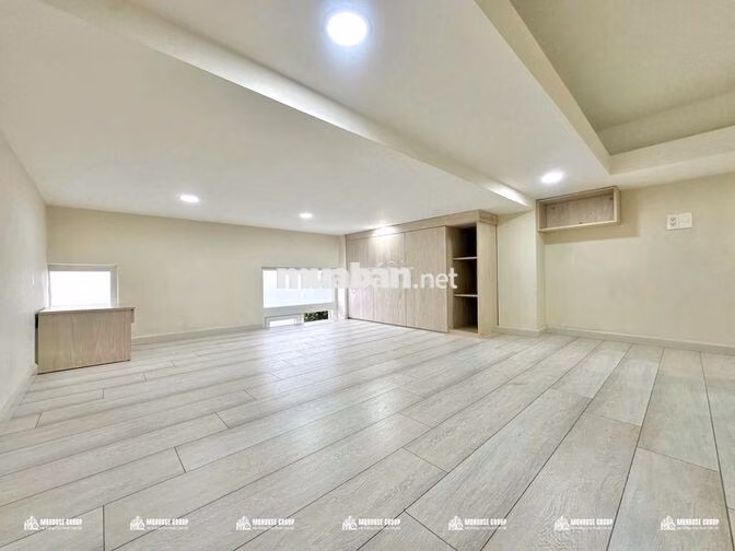Siêu Phẩm Duplex - Bancol 40m2 siu thoáng. Full nội thất cao cấp + mgr
