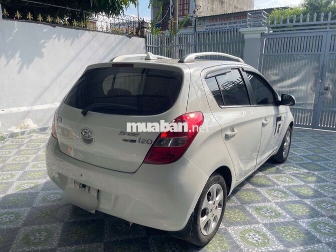 Hyundai i20 ATH 1.4L Trắng 5 chỗ Bstp
