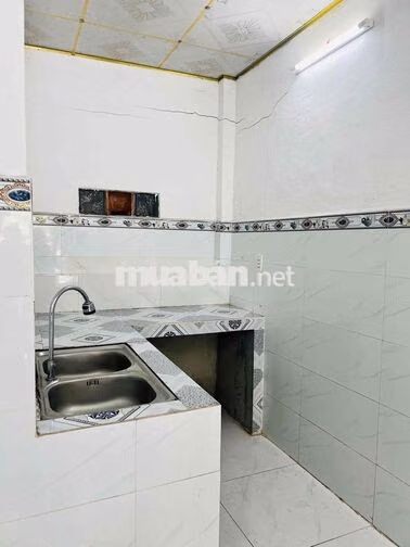 nhà mặt tiền đường TX23 cho thuê nguyên căn