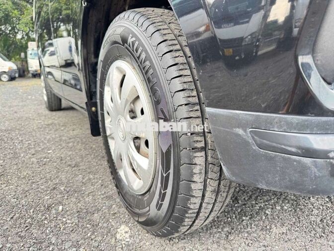 Xe tải van Tera V6 Đen 2 chỗ 5604 km