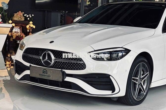 Mercedes C300 AMG 2022 Trắng 33.000 Km