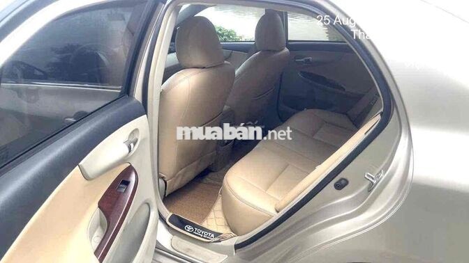 Toyota Corolla Altis 2012 Số tự động Vàng cát