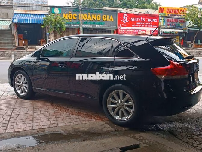 Toyota Venza 2.7AT 2009 màu đen nhập Mỹ