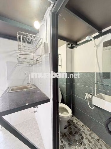 Phòng Mới Xây 3tr - 3tr5 (Ban Công Thoáng) 667 Nguyễn Văn Quá, Đông Hư