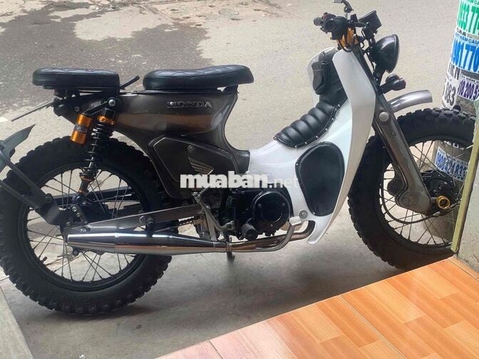 Honda Cub Trắng xám độ kiểng
