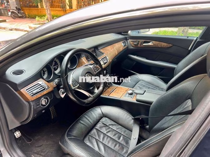 Mercedes-Benz CLS 350 2015 Xám 90000 km