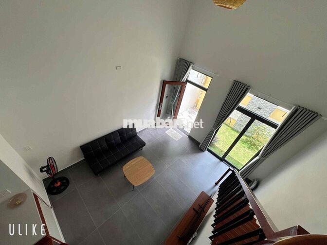 CHO THUÊ NHÀ SÂN VƯỜN MẶT TIỀN KHU PHẠM VĂN ĐỒNG – FULL NỘI THẤT  Cần