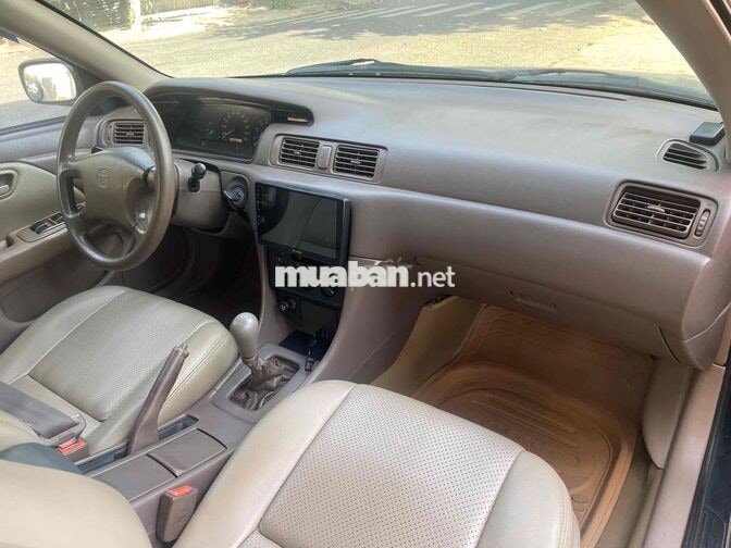 Toyota Camry 2000 Xanh