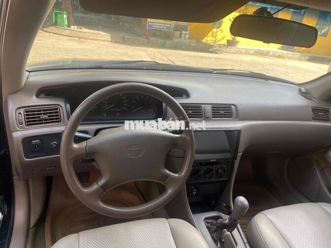 Toyota Camry 2000 Xanh