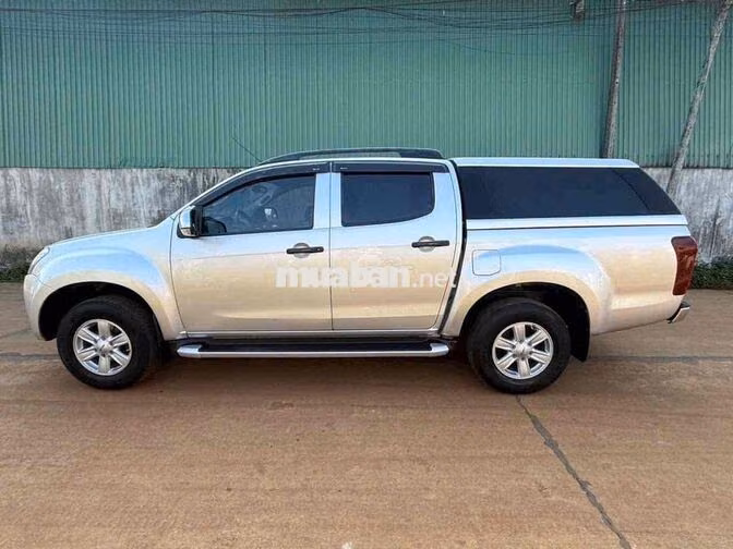 ISUZU DMAX 2016 MT 4X2 XE CÒN QUÁ ĐỆP
