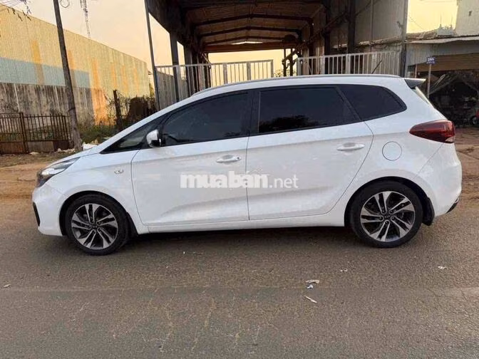 KIA RONDO 2018 MT MÁY XĂNG BAO CHẤT