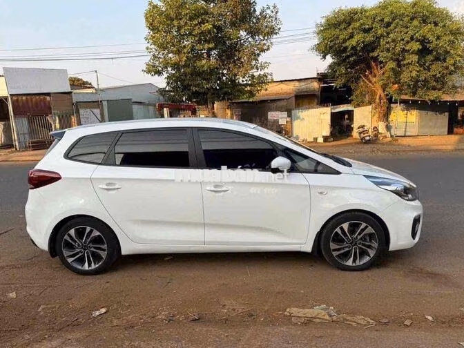 KIA RONDO 2018 MT MÁY XĂNG BAO CHẤT