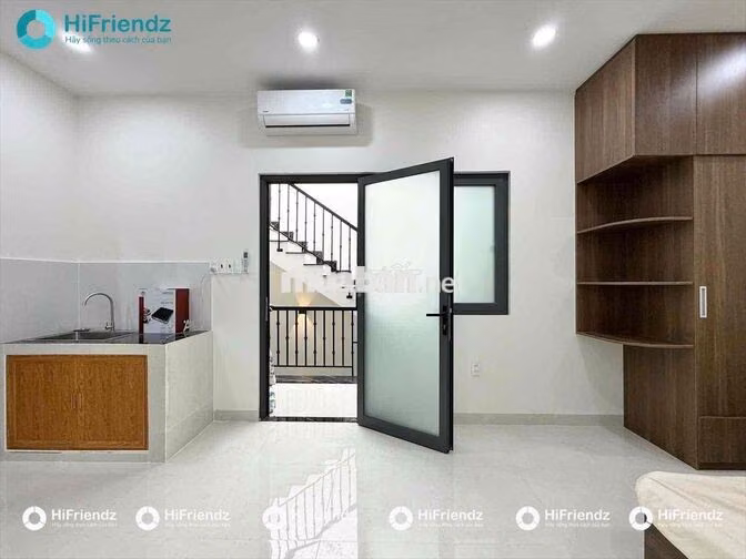 STUDIO MỚI CỬA SỔ GIẾNG TRỜI THOÁNG - FULL NỘI THẤT - NHÀ THANG MÁY