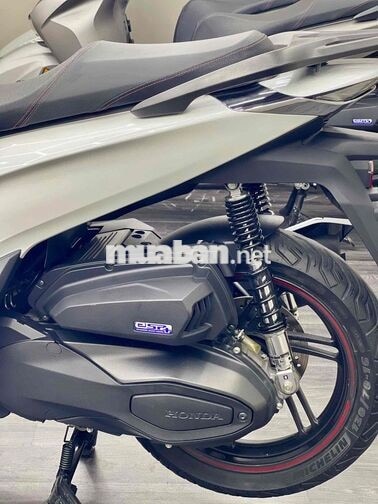 SH 350i 2022 Trắng đen 9.000km Sm601