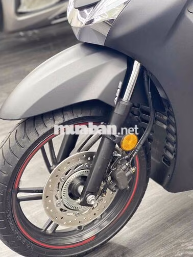 SH300i ABS 2020 Ý Bản T Đen nhám 9.000km