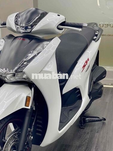 SH 350i 2022 Trắng đen 9.000km Sm601