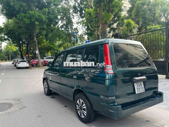 Jolie 7 chỗ nhà bán xe cực đẹp ạ