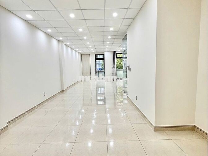 Cho Thuê Văn Phòng 204m² – 2 Tầng – Chỉ 21 Triệu | Vạn Phúc City