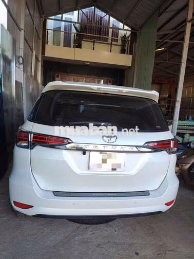 Toyota Fortuner 2017 Xăng Tự động 58.000 km Trắng