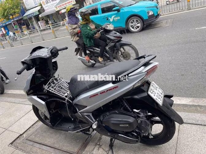 Honda Air Blade 2017 Bạc Đã sử dụng
