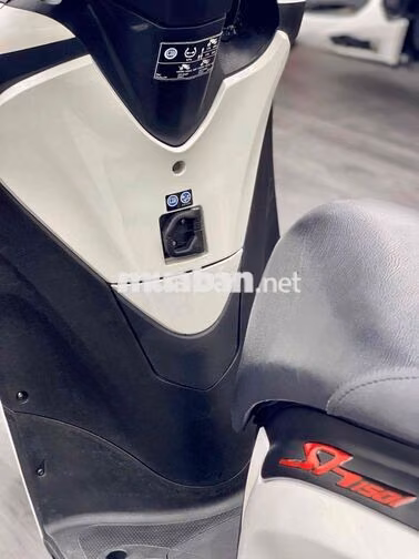 Honda SH 150i ABS 2022 Trắng bạc đen
