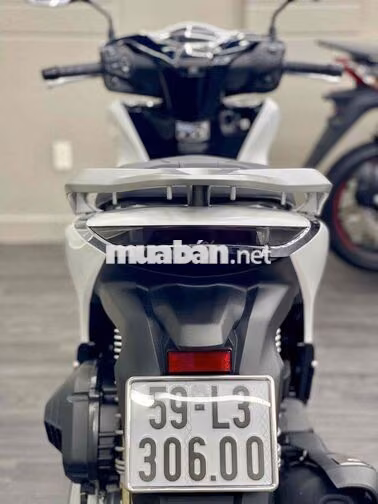 SH 125 ABS Đặc biệt ABS 2025 3.000km Trắng Bạc