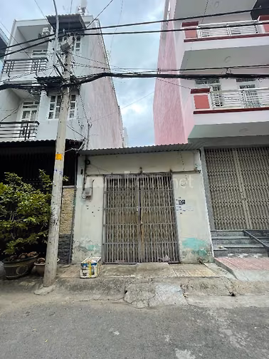 MT KHU TÊN LỬA NHÀ CẤP 4, 4x13.5m CÁCH AEON MALL 300m