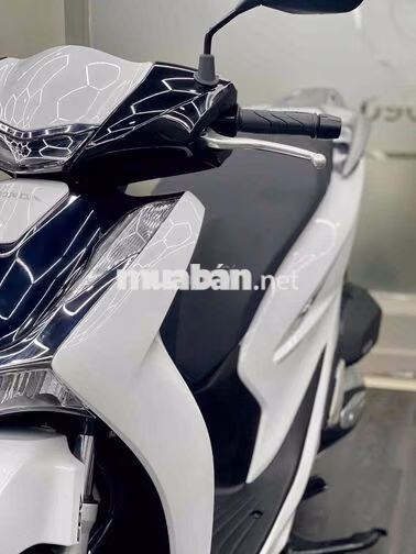 SH 125 ABS Đặc biệt ABS 2025 3.000km Trắng Bạc