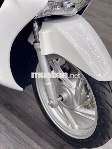 SH 125 ABS Đặc biệt ABS 2025 3.000km Trắng Bạc