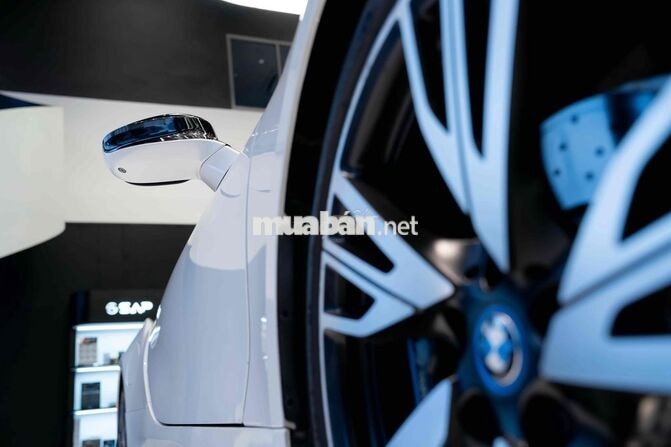 BMW i8 2015 Trắng Hybrid 43.000 Km