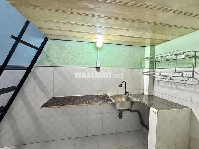 Phòng trọ Dương Đức Hiền sau trường HUIT