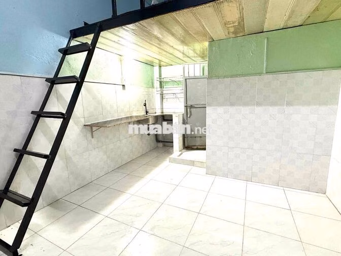 Phòng trọ Dương Đức Hiền sau trường HUIT