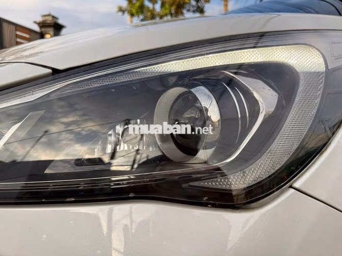 Hyundai Accent 2022 1.4 MT bản đủ màu trắng.