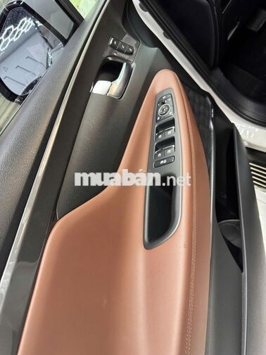 HYUNDAI SANTAFE DẦU CAO CẤP SX 2022