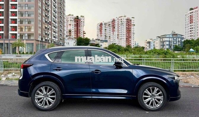 Mazda CX-5 Premium Exclusive 2.0 AT 2023 Xanh