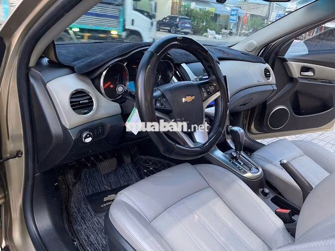 Chevrolet Cruze 1.8 LTZ 2016 Vàng cát Tự động