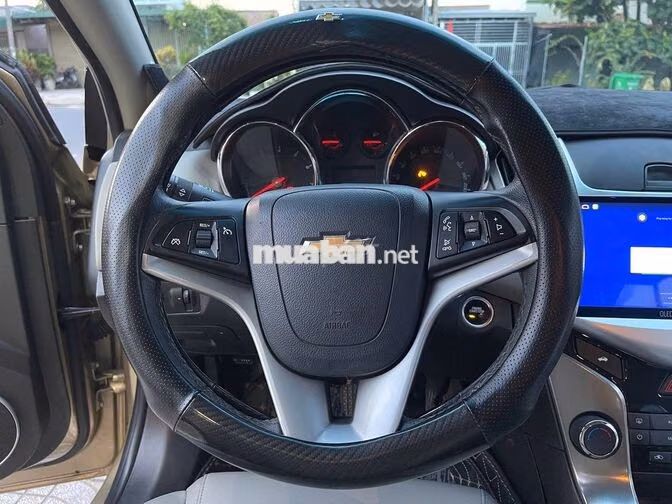 Chevrolet Cruze 1.8 LTZ 2016 Vàng cát Tự động