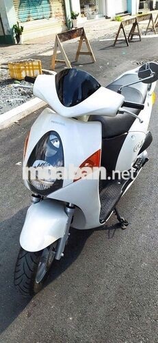 Honda Dylan Trắng Xe tay ga
