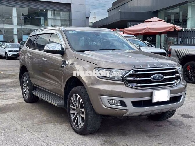 Everest Titanium 2018 SUV Mỹ Gầm Chắc Máy Êm