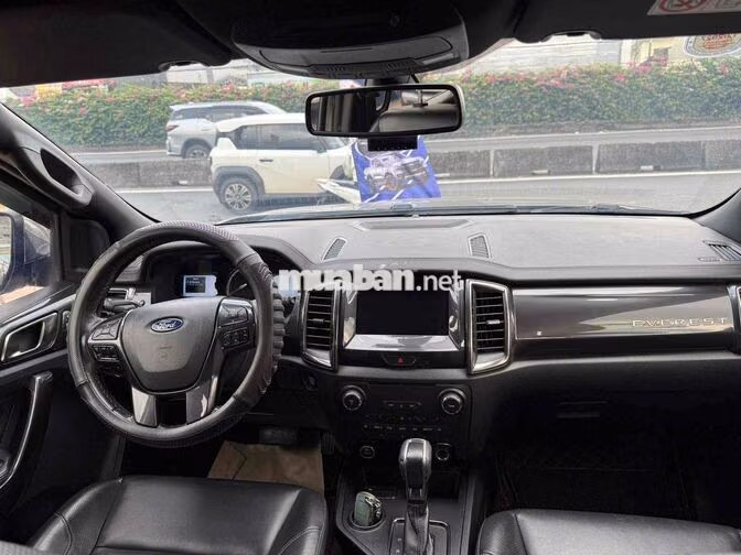 Everest Titanium 2018 SUV Mỹ Gầm Chắc Máy Êm