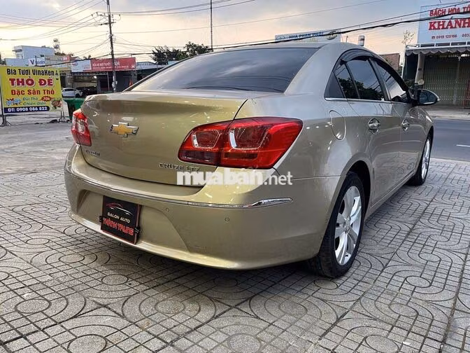 Chevrolet Cruze 1.8 LTZ 2016 Vàng cát Tự động