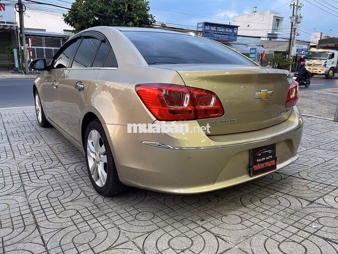 Chevrolet Cruze 1.8 LTZ 2016 Vàng cát Tự động
