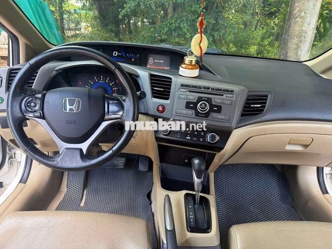 Honda Civic 1.8 Tự động 2014 Trắng ngọc trai