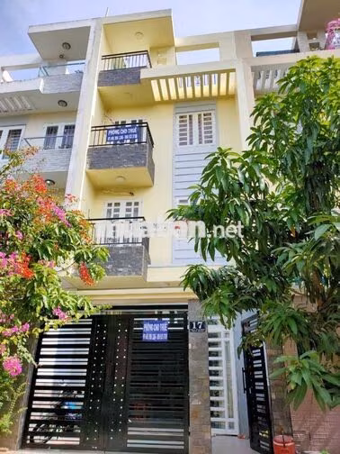 phòng trọ 20m2, wc riêng, wifi, máy giặt, để xe, chìa khóa riêng