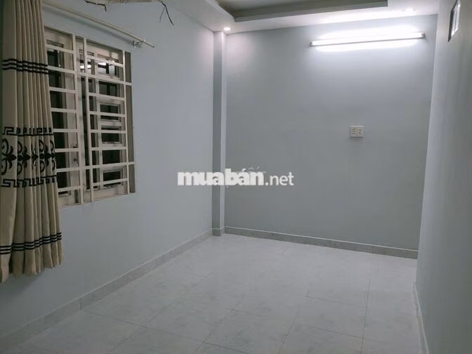 phòng trọ 20m2, wc riêng, wifi, máy giặt, để xe, chìa khóa riêng